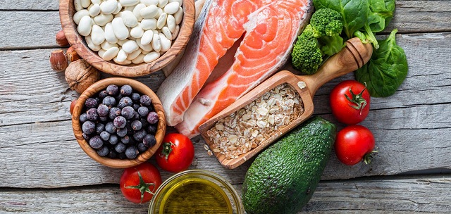 Các loại thực phẩm giàu vitamin gì?