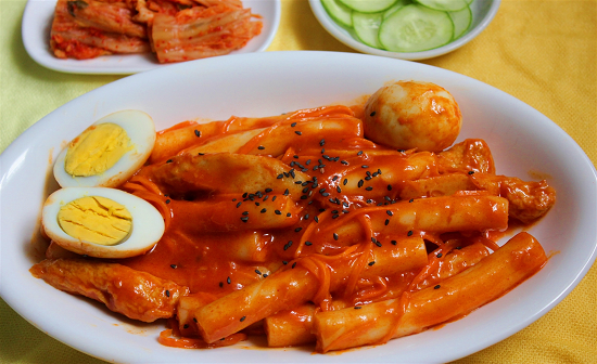 Tận dụng cơm nguội làm tokkboki cực ngon mùa dịch