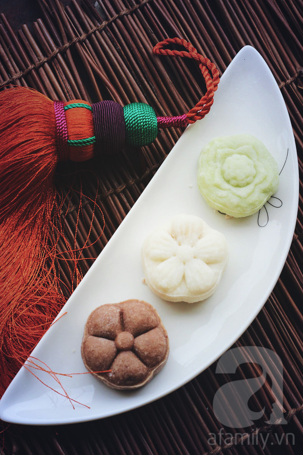 Làm bánh trung thu từ nguyên liệu ai cũng có trong nhà