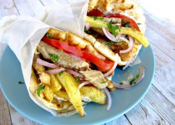 Cách làm bánh mì Hy Lạp đơn giản với máy trộn bột