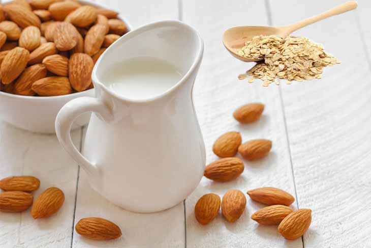 Cách làm sữa hạnh nhân yến mạch tại nhà giúp da chắc khoẻ