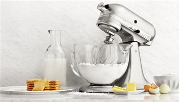 Top 5 máy trộn bột đa năng giúp việc làm bánh trở nên thật dễ dàng